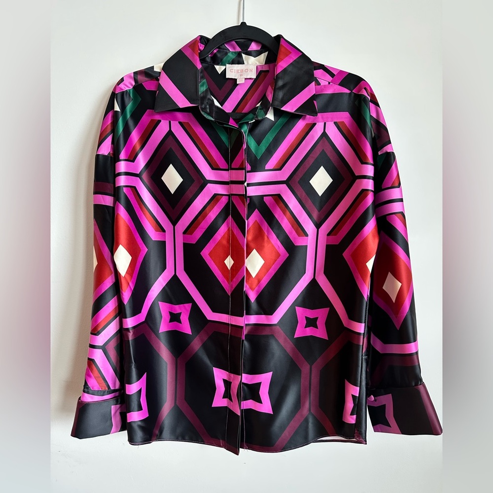 CIEBON Voluminous Button Down Geo Top - Picture 5 of 8